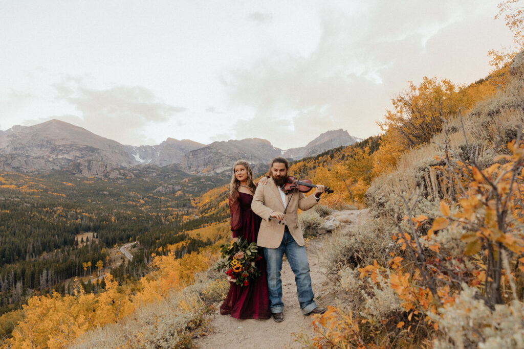 Fall elopement in Rocky Mountain National Park