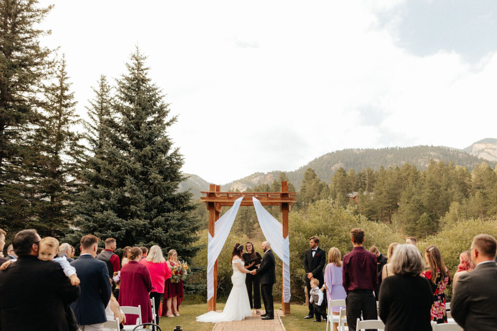 mountain view ranch wedding photo in northern colorado