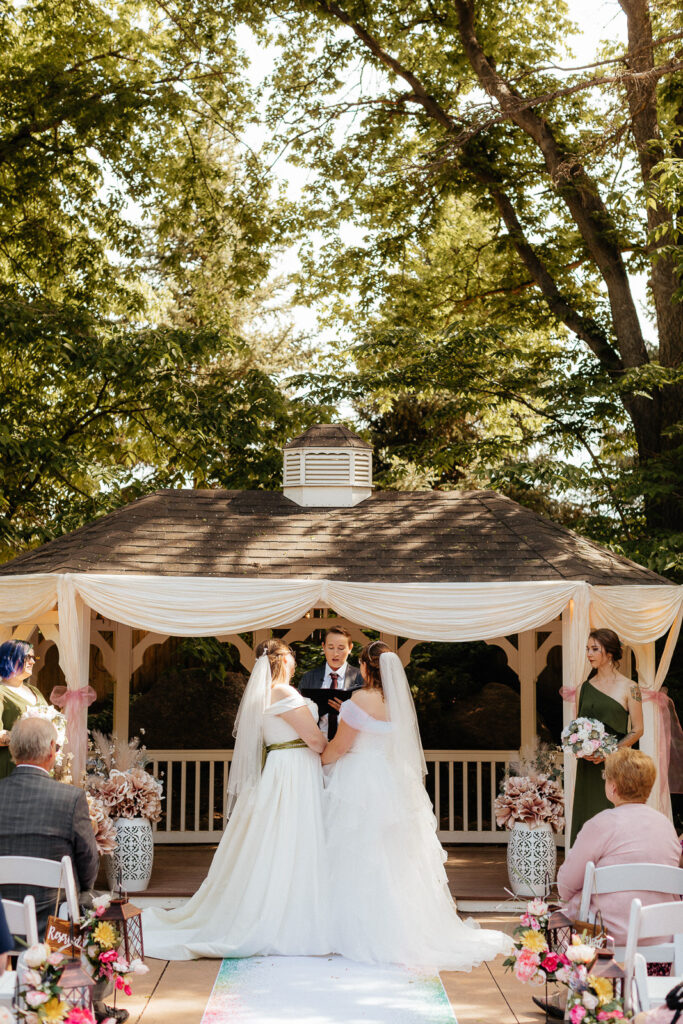 tapestry house wedding photo in northern colorado