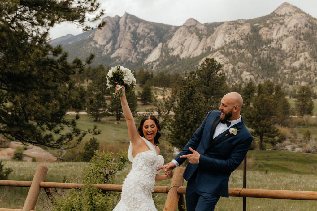 portrait of couple at estes park wedding venue mrs ferree photography