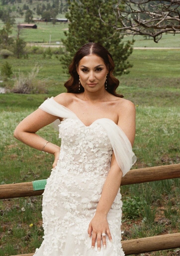 portrait of bride at estes park wedding venue mrs ferree photography