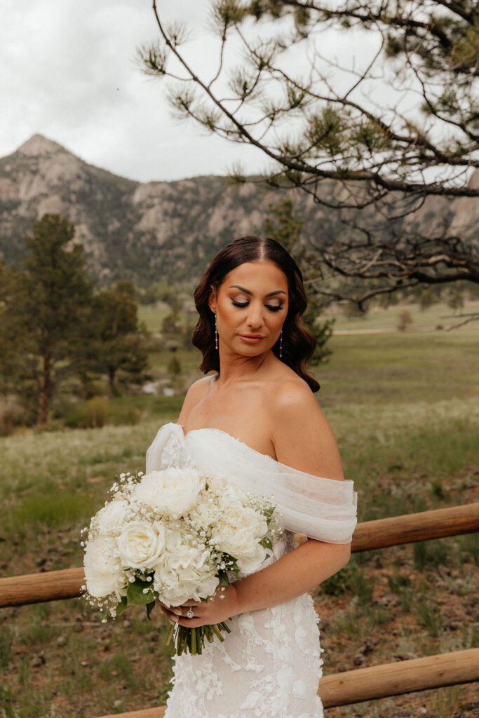 portrait of bride at estes park wedding venue mrs ferree photography