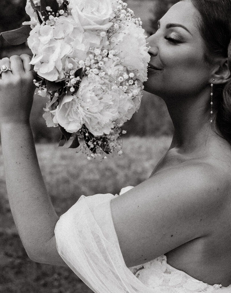 portrait of bride at estes park wedding venue mrs ferree photography