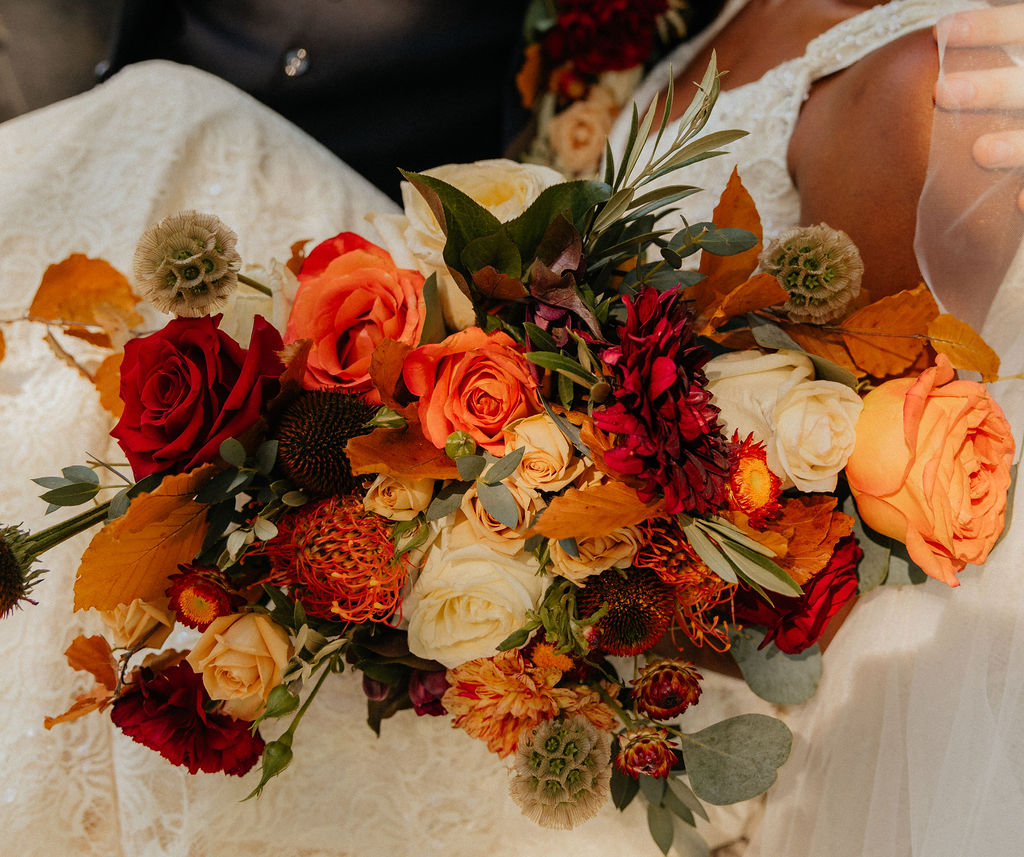 Fall wedding florals at a fall Colorado wedding 