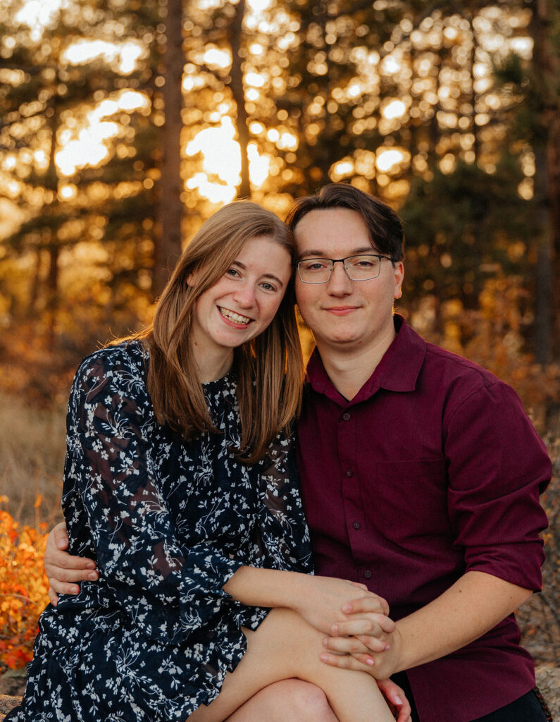 Colorado fall engagement session by Colorado wedding photographer mrs ferree photography at mt falcon 