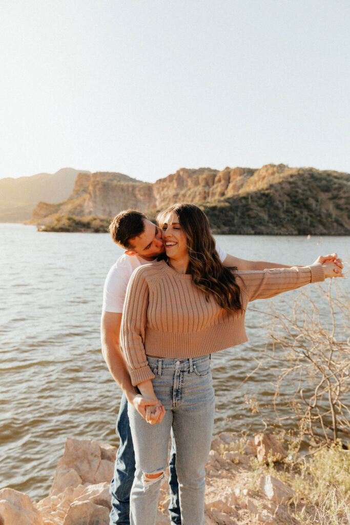 Saguaro Lake Engagement Photos