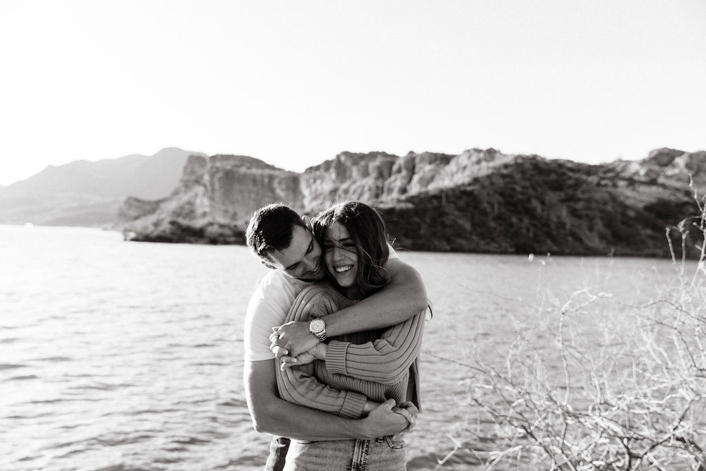 Best engagement session locations in Phoenix Saguaro Lake