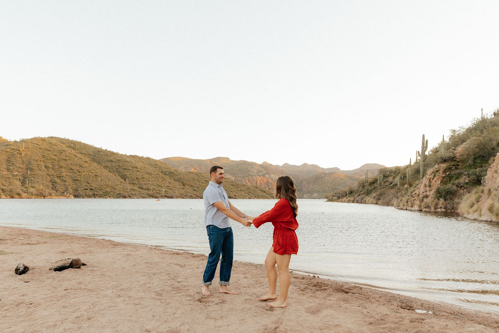 Best engagement session locations in Phoenix Saguaro Lake