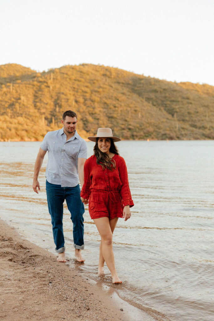 Best engagement session locations in Phoenix Saguaro Lake