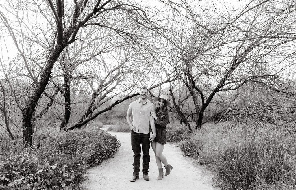 Best engagement session locations in Phoenix Saguaro Lake