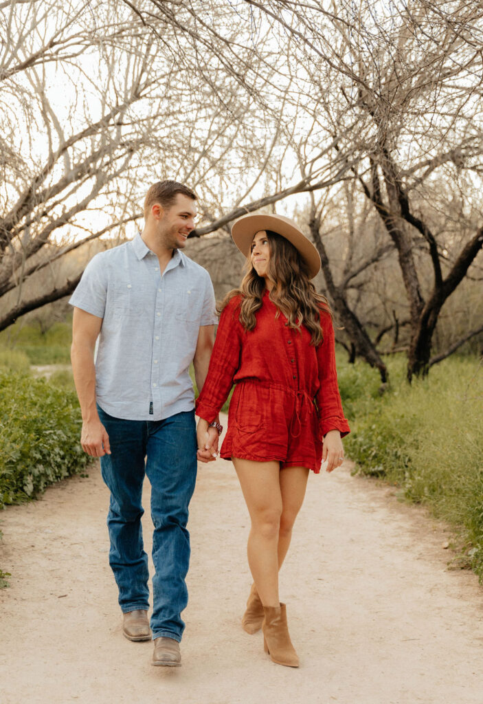 Best engagement session locations in Phoenix Saguaro Lake