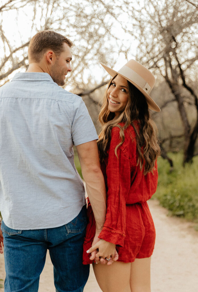 Saguaro Lake engagement photos