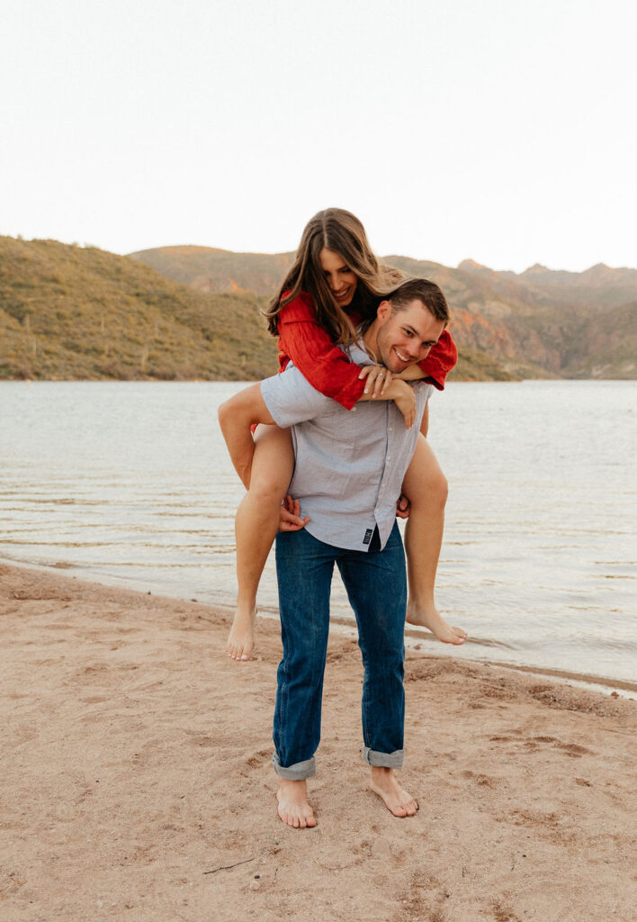 Saguaro Lake Engagement Photos