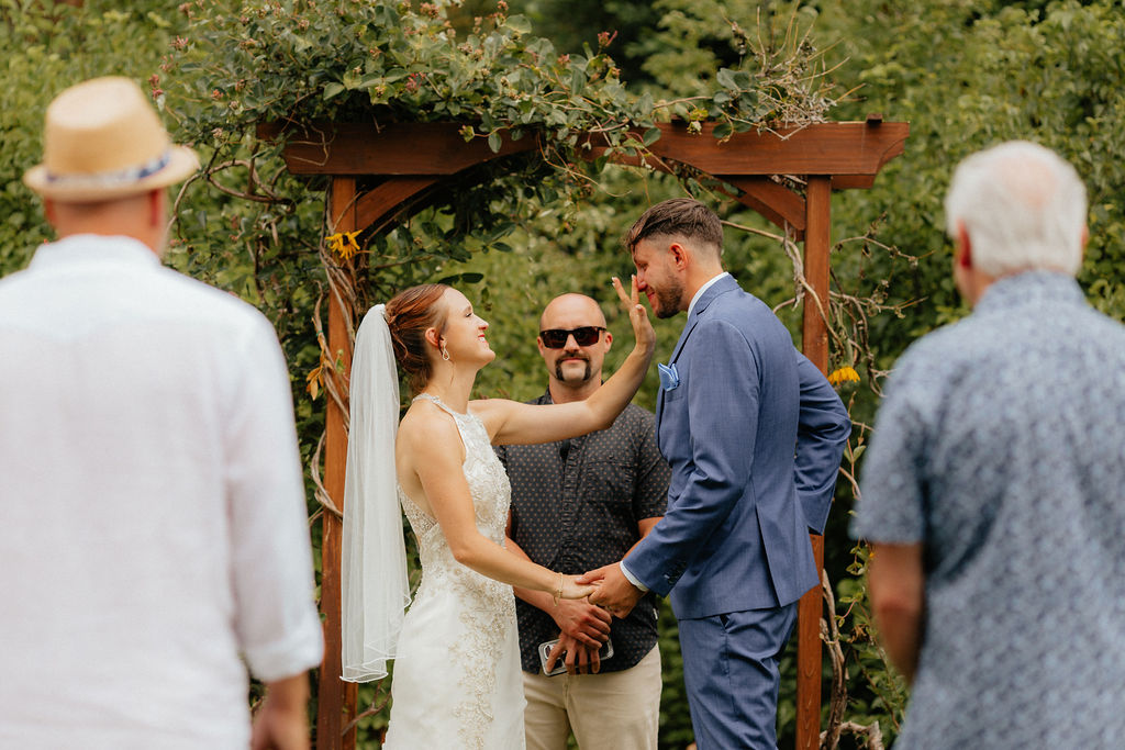 wedding ceremony at stone mountain lodge