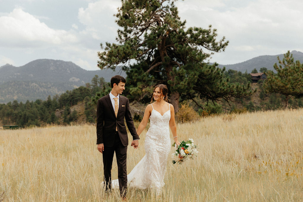 outdoor bride and groom portraits