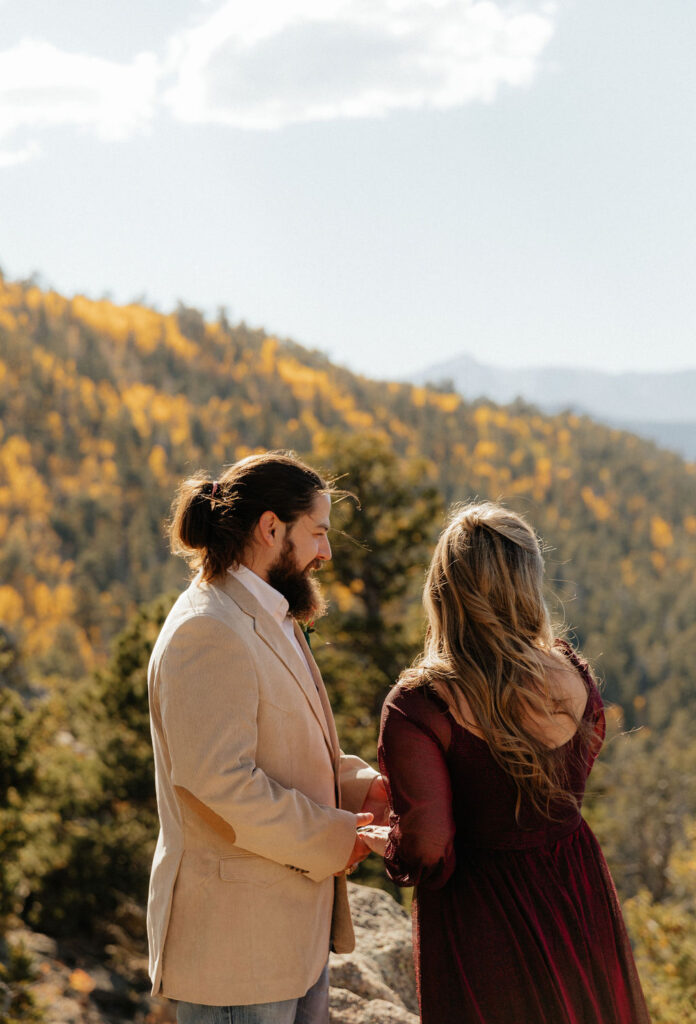 fall elopement in Estes Park 