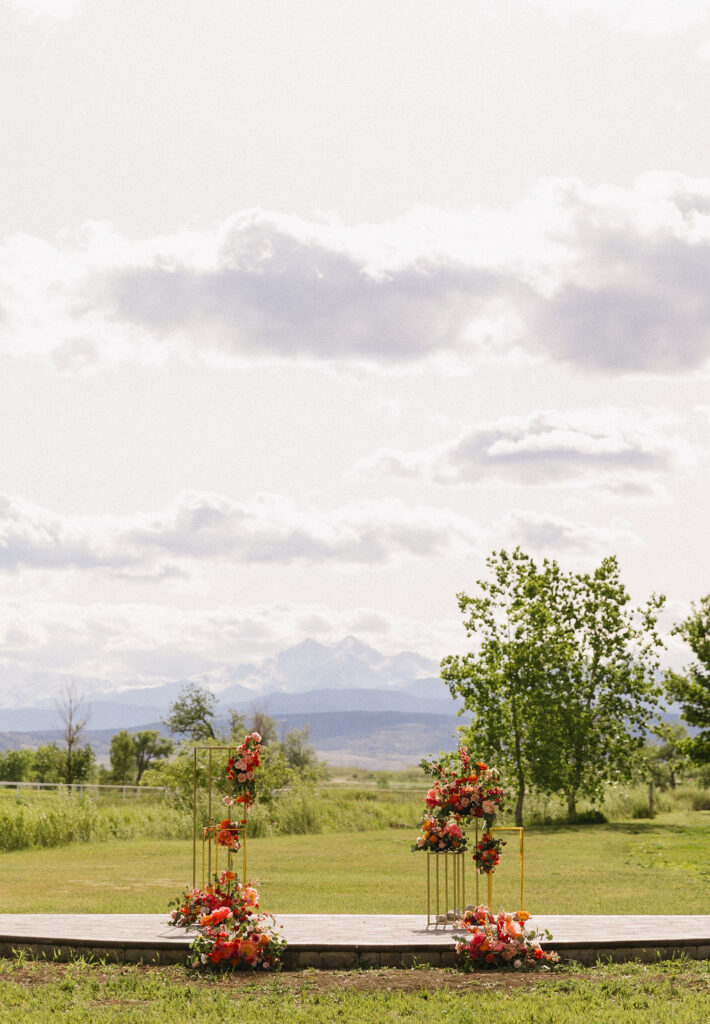 beautiful outdoor mountain wedding ceremony in Longmont, Colorado