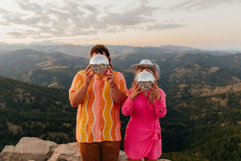 retro vibe lost gulch overlook engagement photos with fun, colorful outfits and mountain views