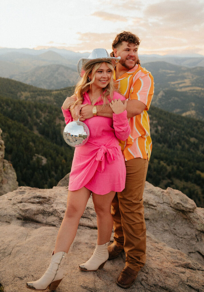 groovy retro style engagement photos at Lost Gulch Overlook