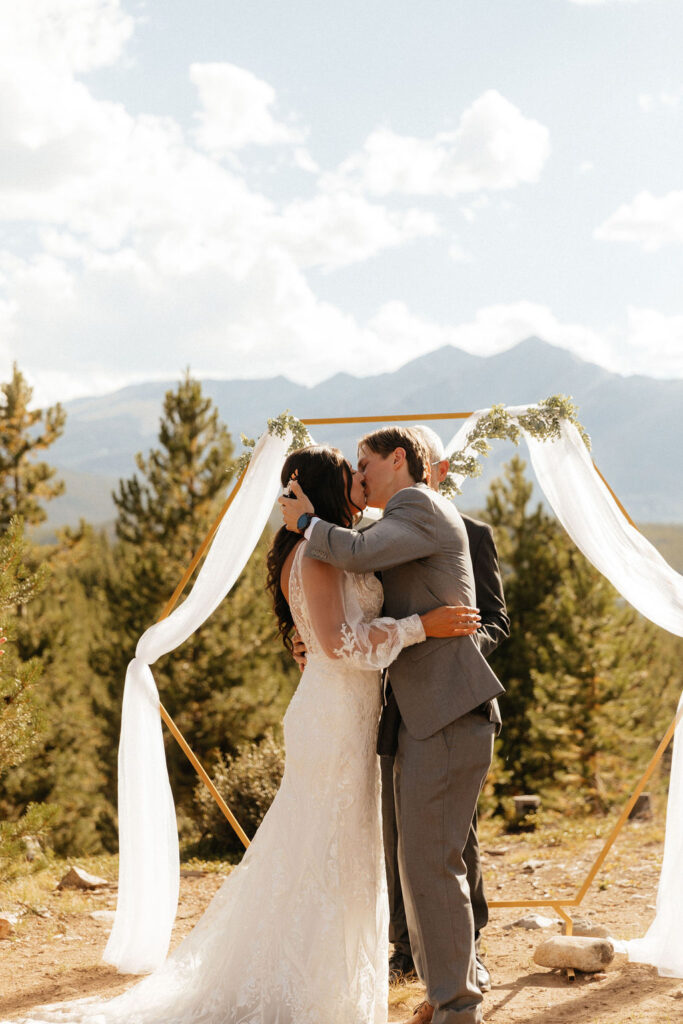 windy point campground wedding ceremony at the forest loop