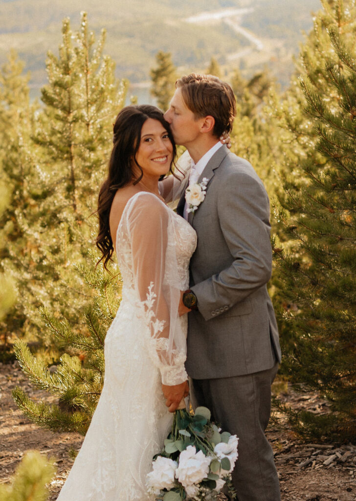 golden hour bride and groom portraits at sapphire point overlook