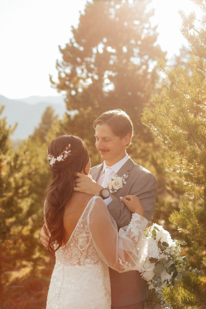 golden hour bride and groom portraits at sapphire point overlook