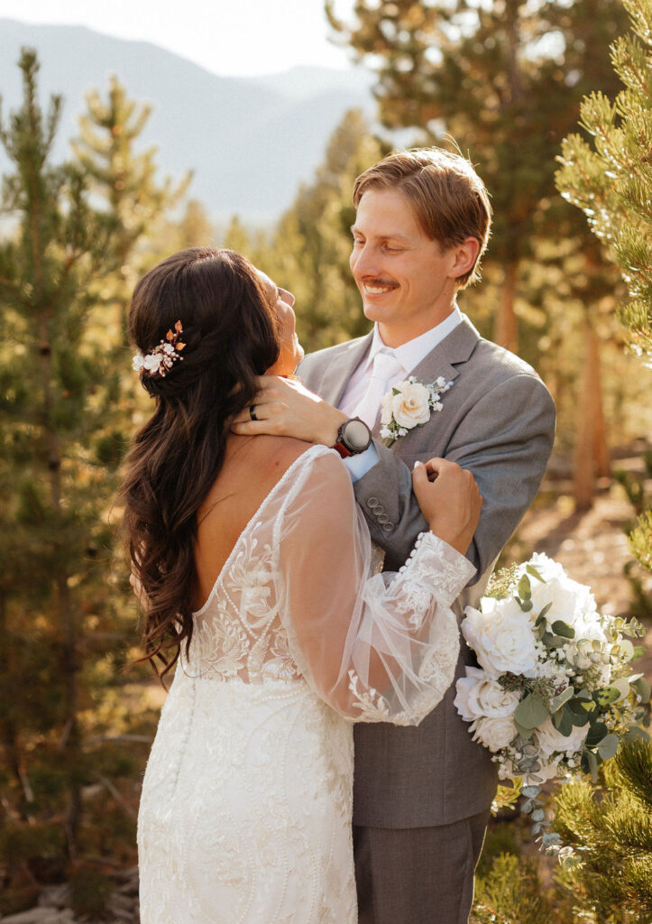 golden hour bride and groom portraits at sapphire point overlook