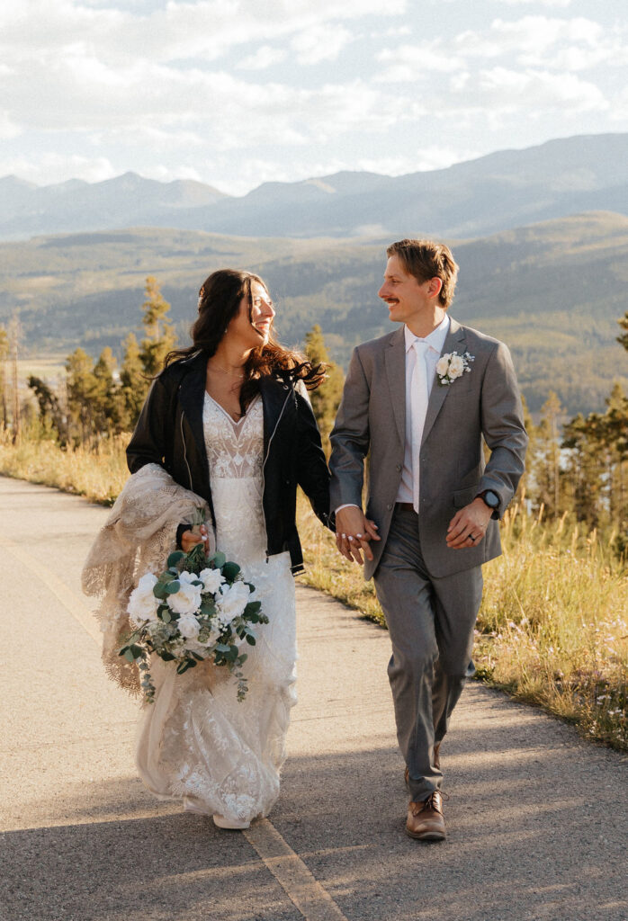 golden hour bride and groom portraits at sapphire point overlook