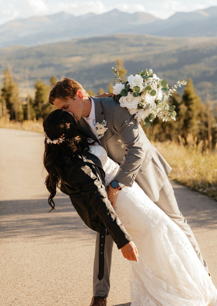 golden hour bride and groom portraits at sapphire point overlook