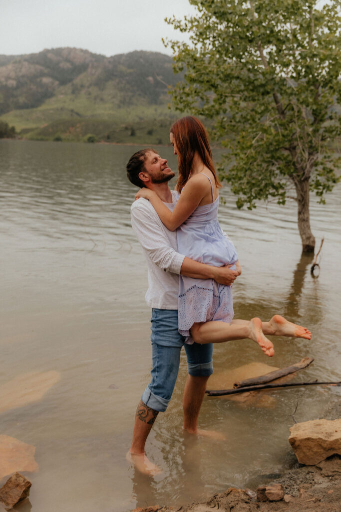 gorgeous colorado engagement photos