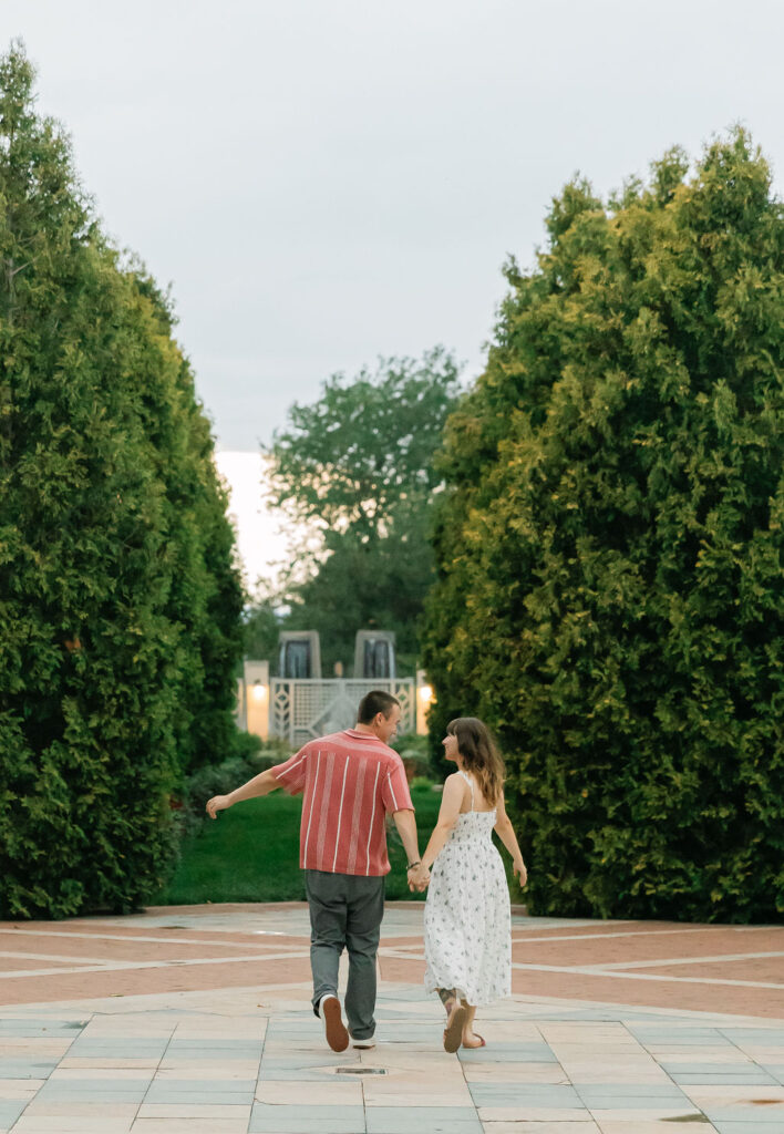 Romantic botanic garden engagement photos 