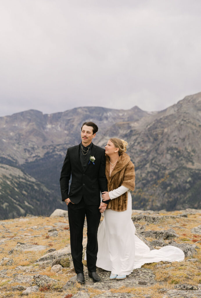adventurous elopement couple at trail ridge road in rocky mountain national park