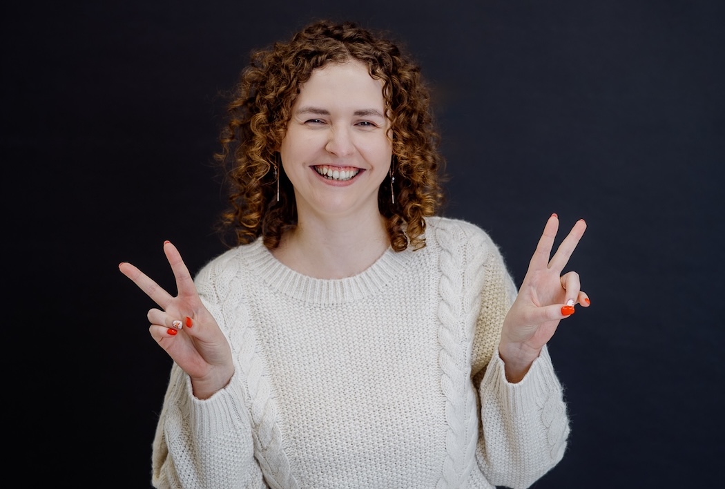 Headshot of Pin with Paula, a pinterest and blog manager for wedding photographers