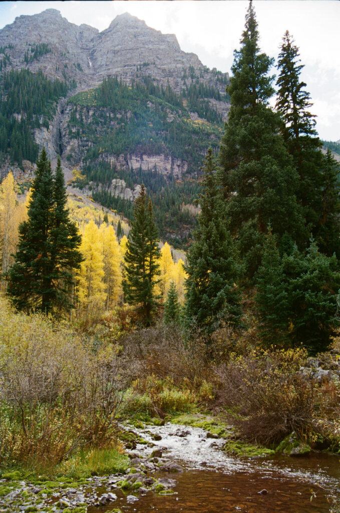 stunning mountain views and fall foliage in aspen, colorado
