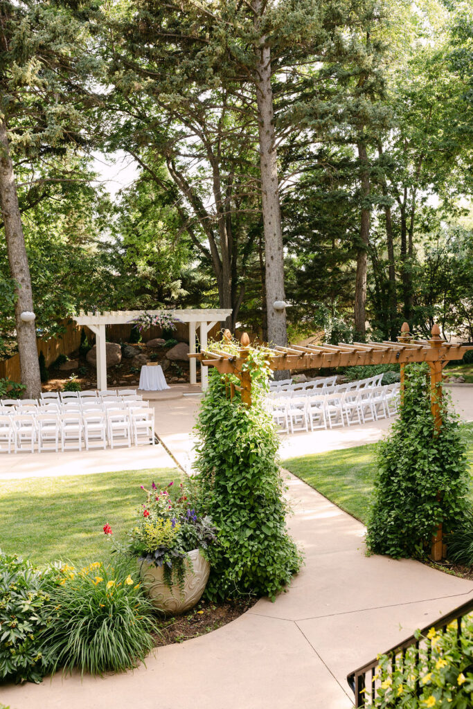 outdoor wedding ceremony set up at the tapestry house