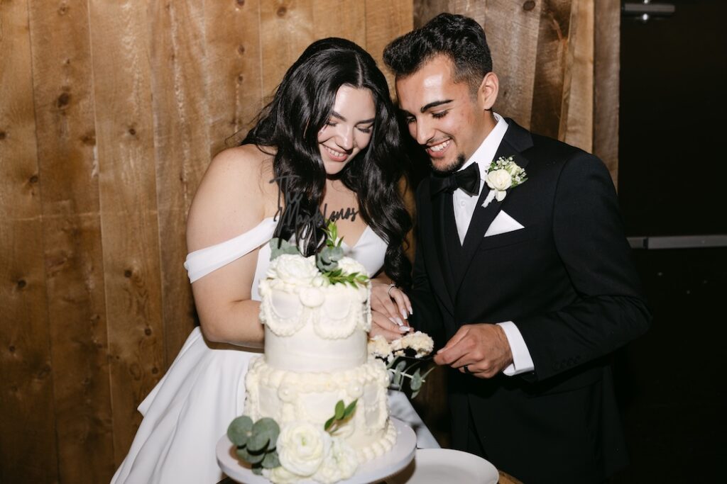 Adorable cake cutting in the ponderosa room at spruce mountain ranch